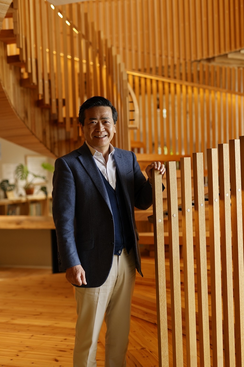 代表取締役社長 小澤仁