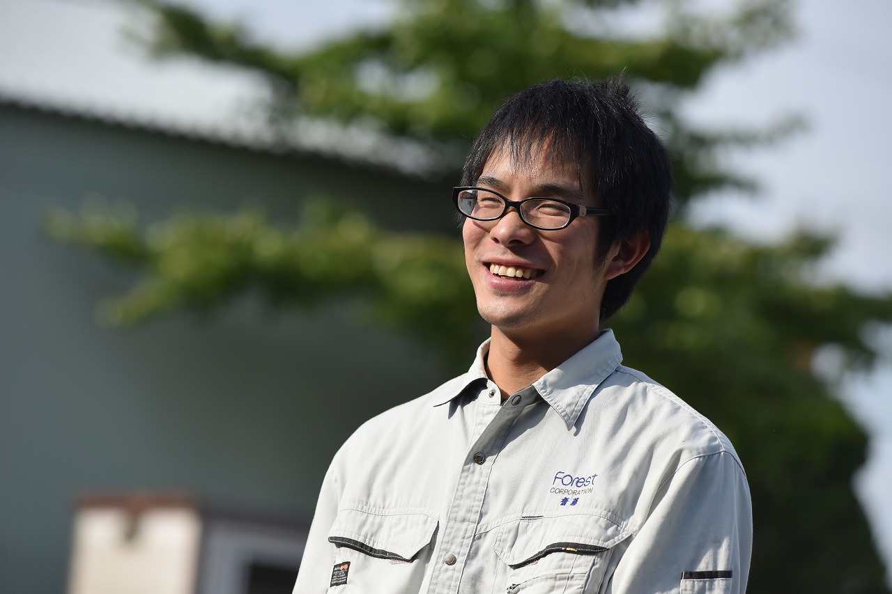 先輩社員